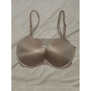 Victoria's Secret Champaign Very Sexy Push Up/Pigeonnant Bra Sz  34DD